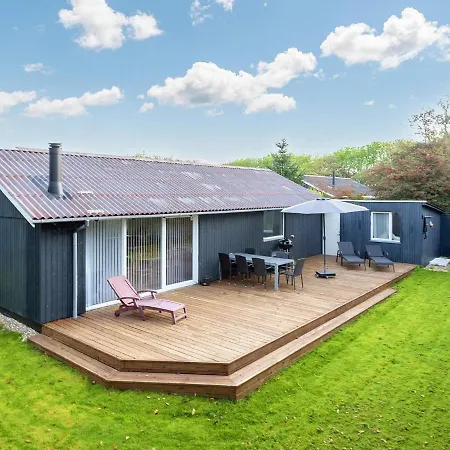 Xlvii Holiday home *